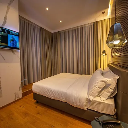Hotell Black Diamond Tirana