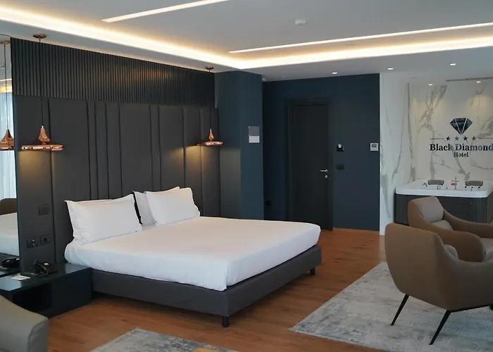 Black Diamond 4* 地拉那