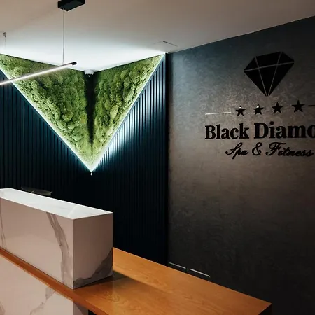 Black Diamond 4*