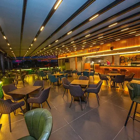 Otel Black Diamond Tiran