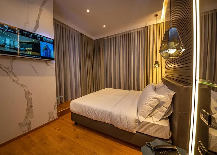 מלון Black Diamond טיראנה