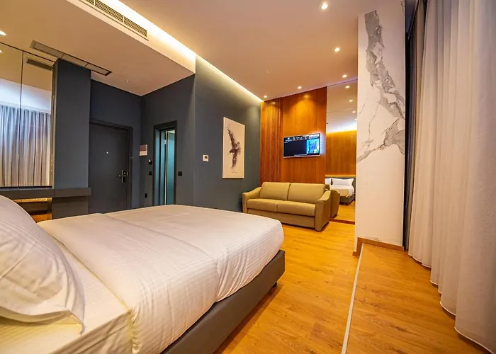 Black Diamond 4* Tirana