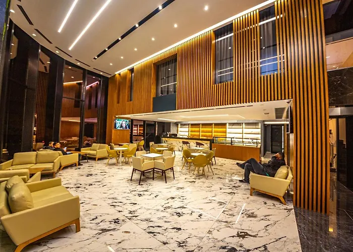 Black Diamond Hotel 4*