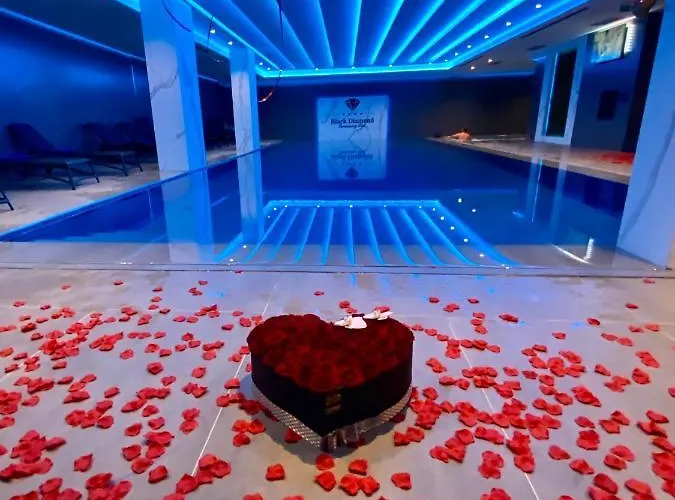 Black Diamond 4* טיראנה