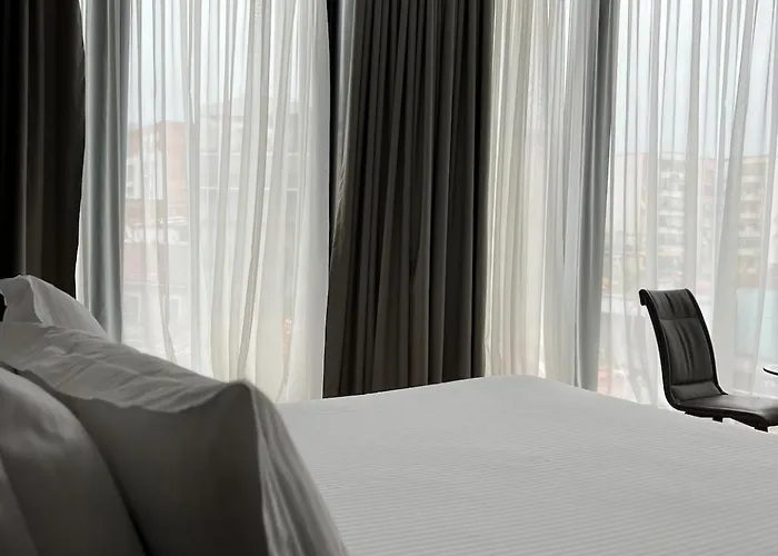 Black Diamond 4* טיראנה